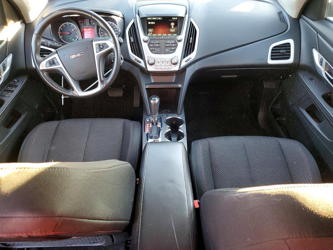 2017 GMC TERRAIN SLE photo 8