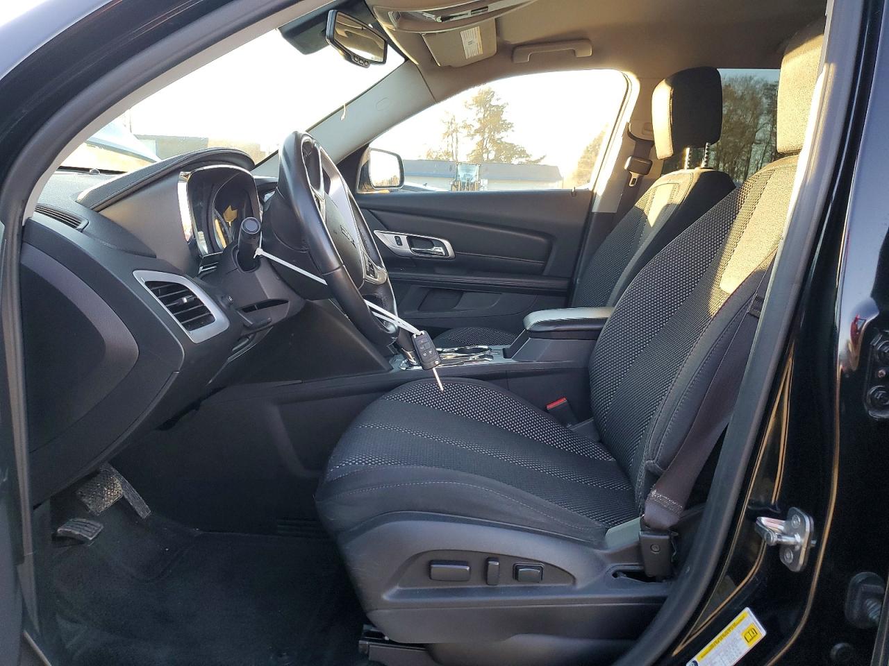2017 GMC TERRAIN SLE photo 7