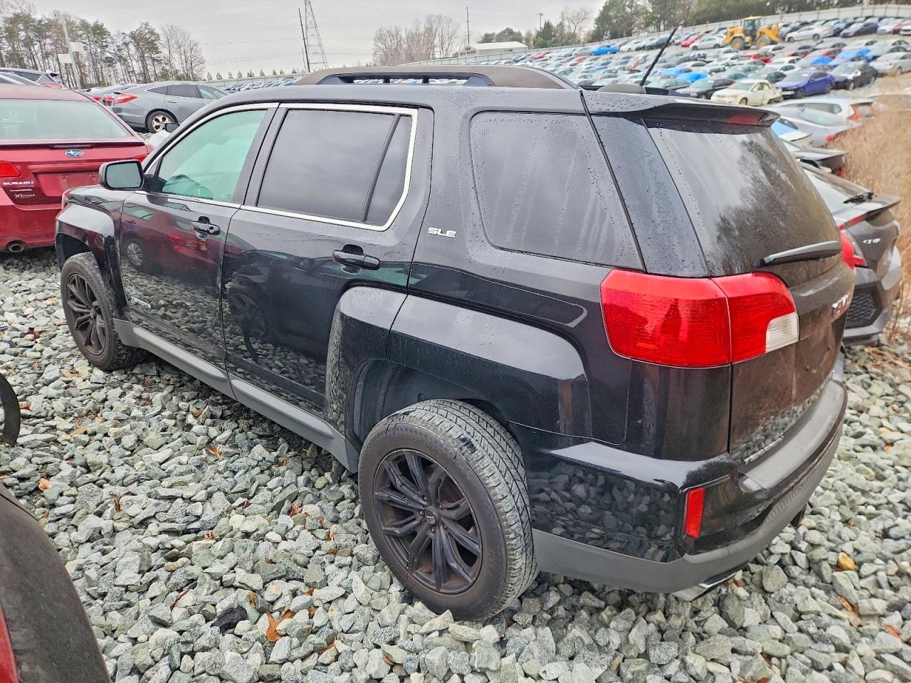 2017 GMC TERRAIN SLE photo 2