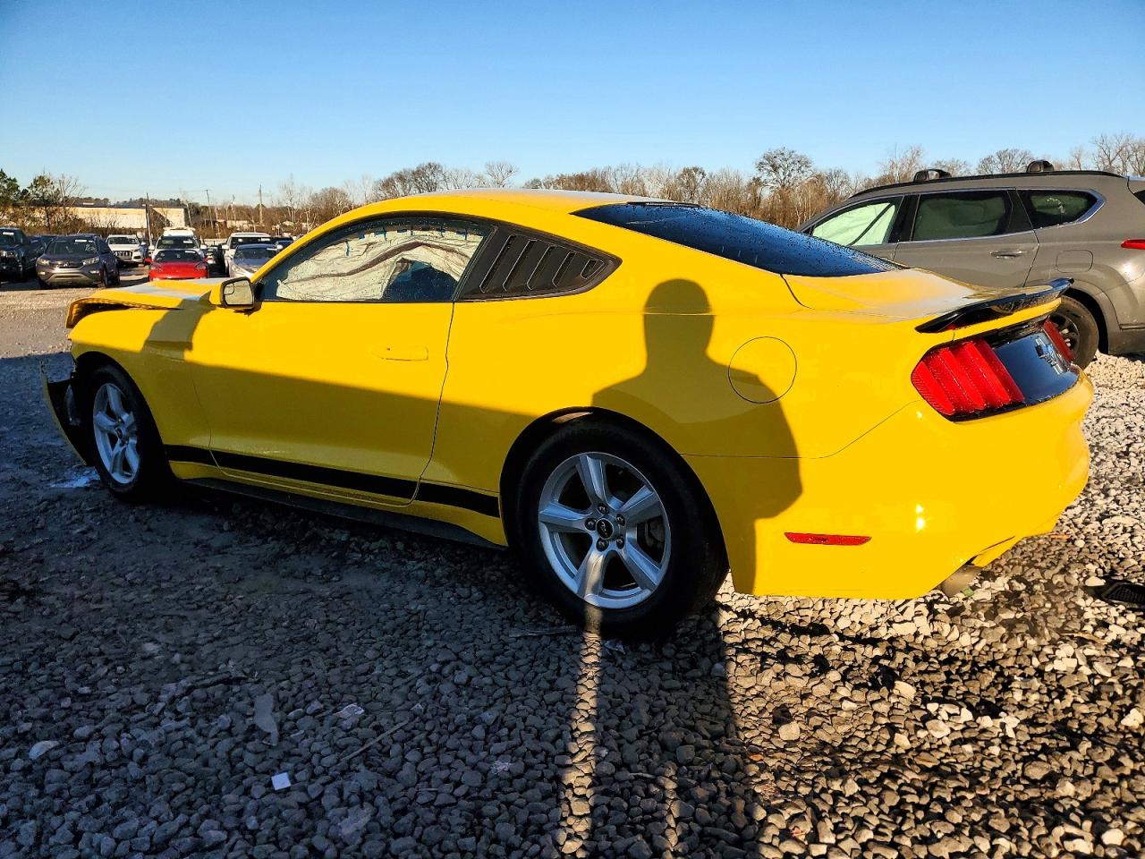 2016 FORD MUSTANG photo 2