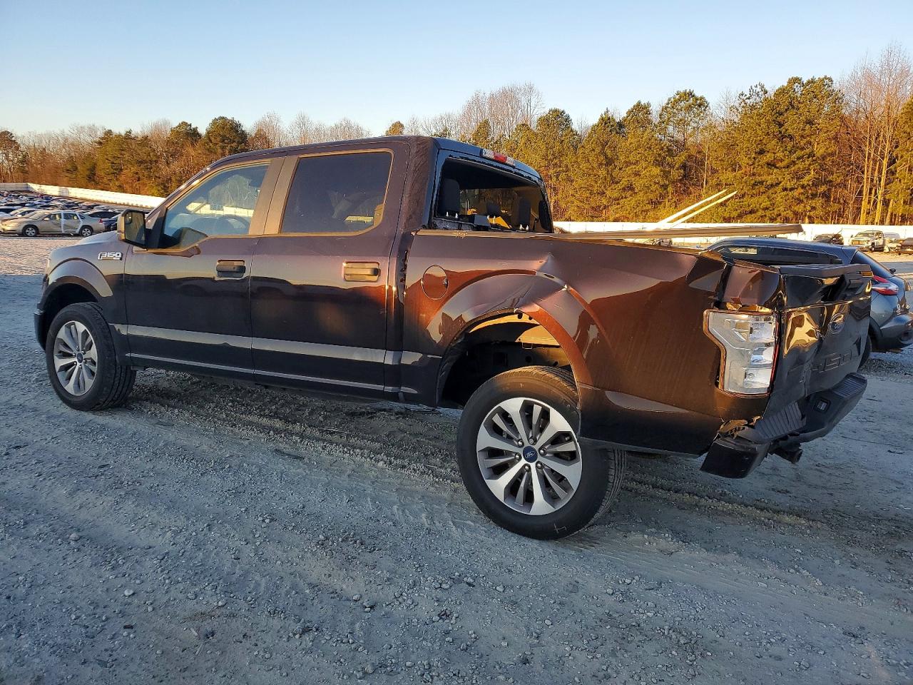 2018 FORD F150 SUPERCREW photo 2