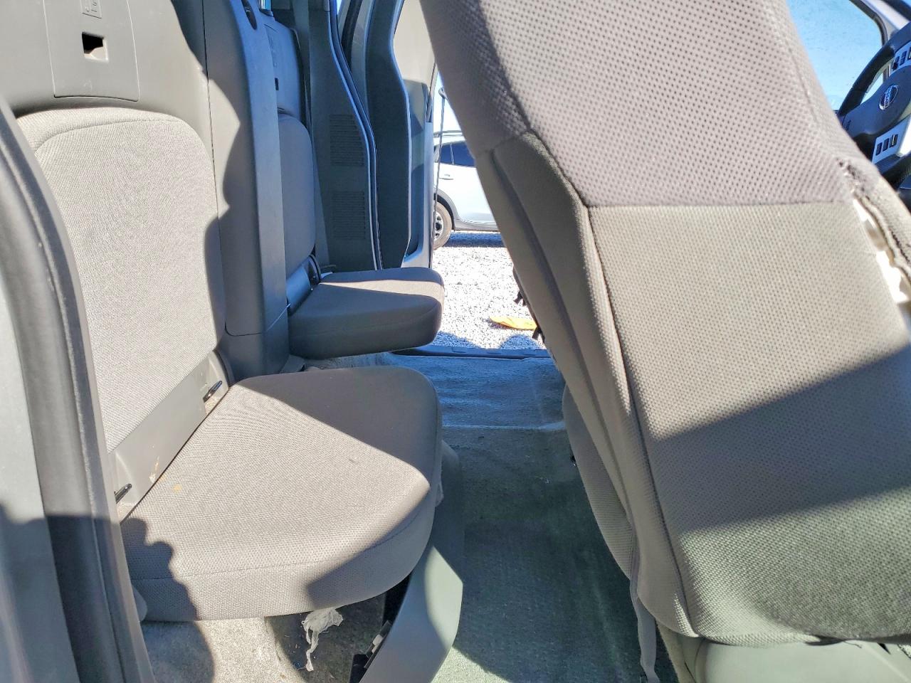 2017 NISSAN FRONTIER S photo 10