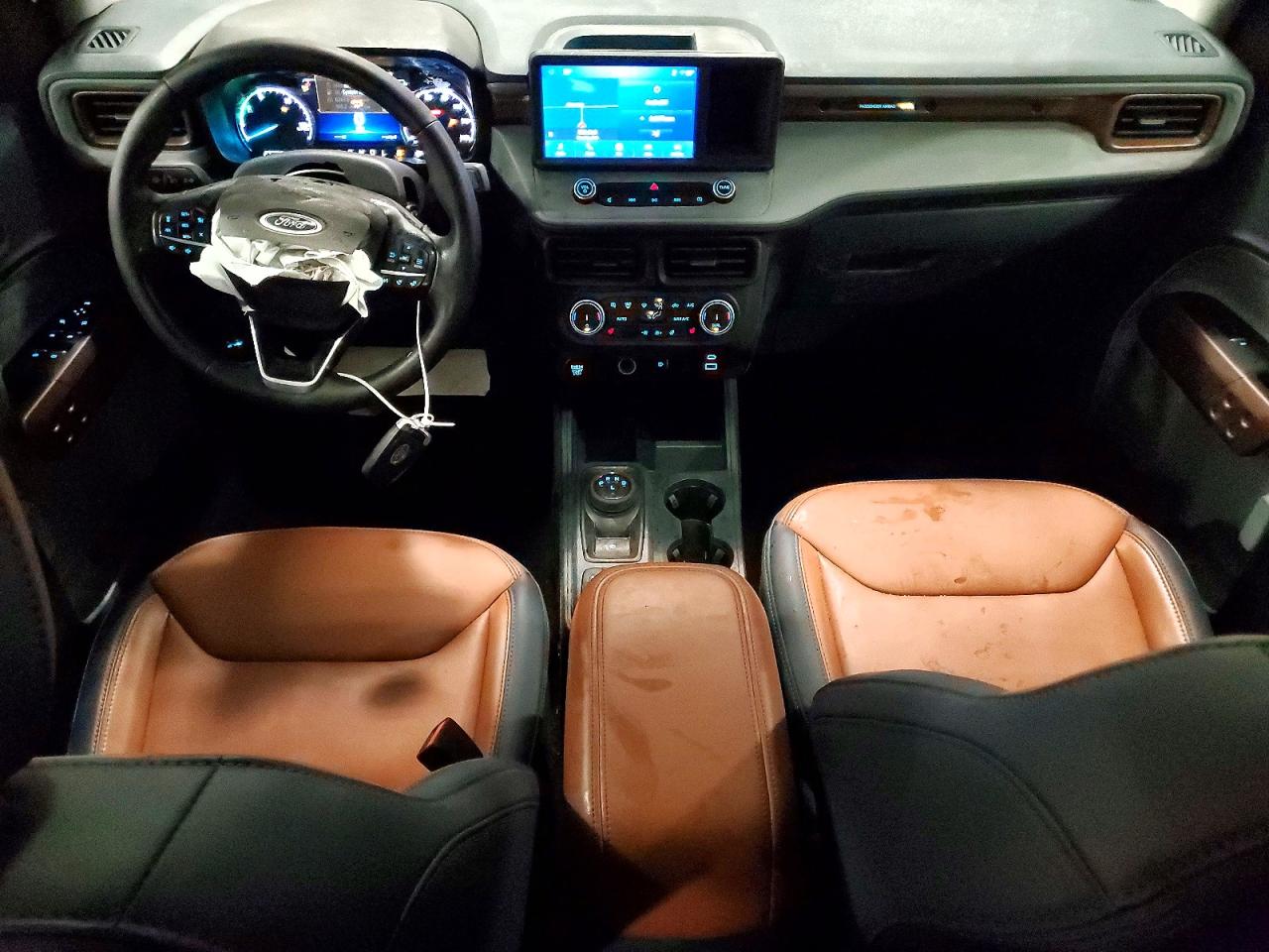 2024 FORD MAVERICK LARIAT photo 8