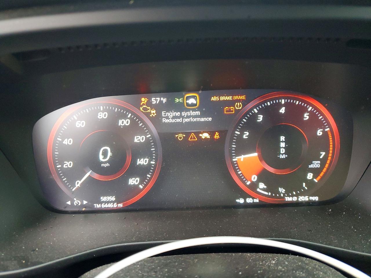 2022 VOLVO XC40 T5 MOMENTUM photo 9