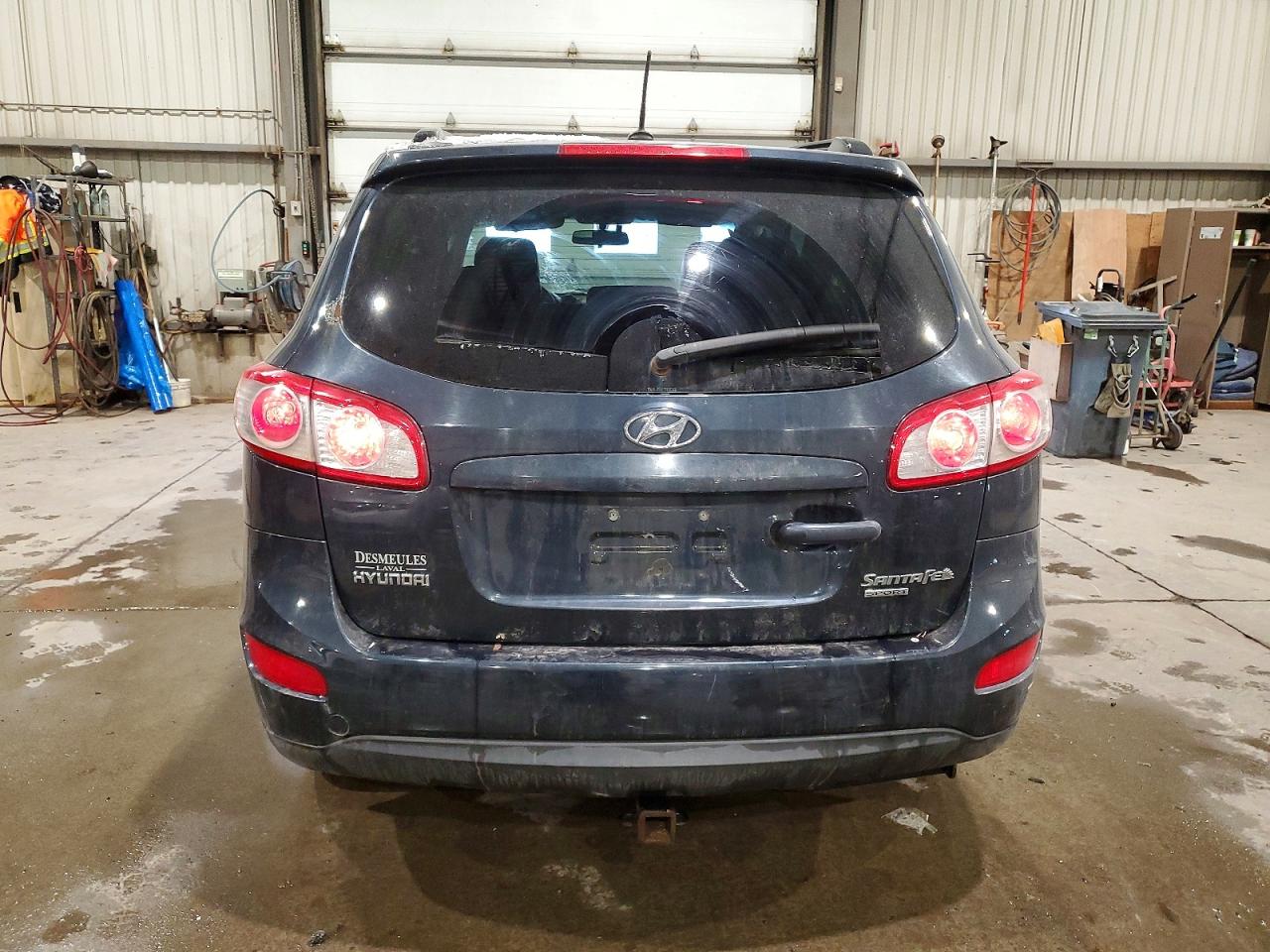 2010 HYUNDAI SANTA FE GLS photo 6