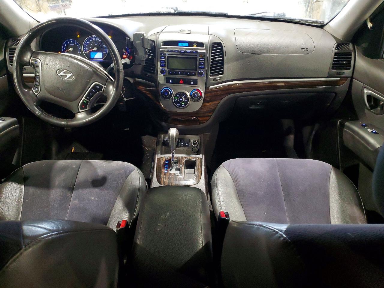 2010 HYUNDAI SANTA FE GLS photo 8