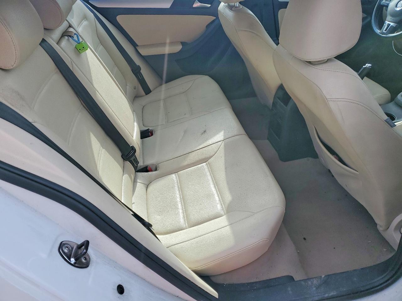 2012 VOLKSWAGEN JETTA TDI photo 10