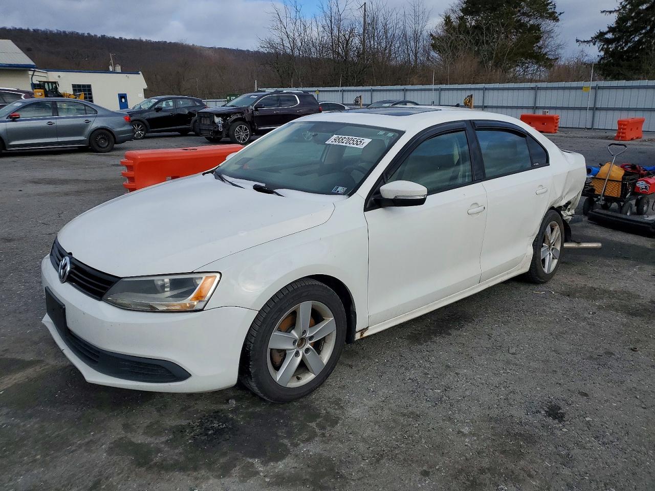 2012 VOLKSWAGEN JETTA