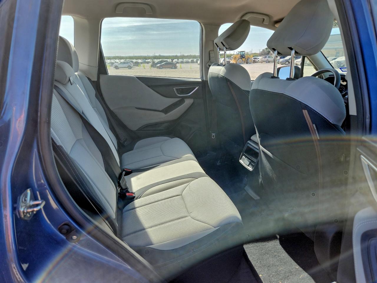 2020 SUBARU FORESTER photo 11