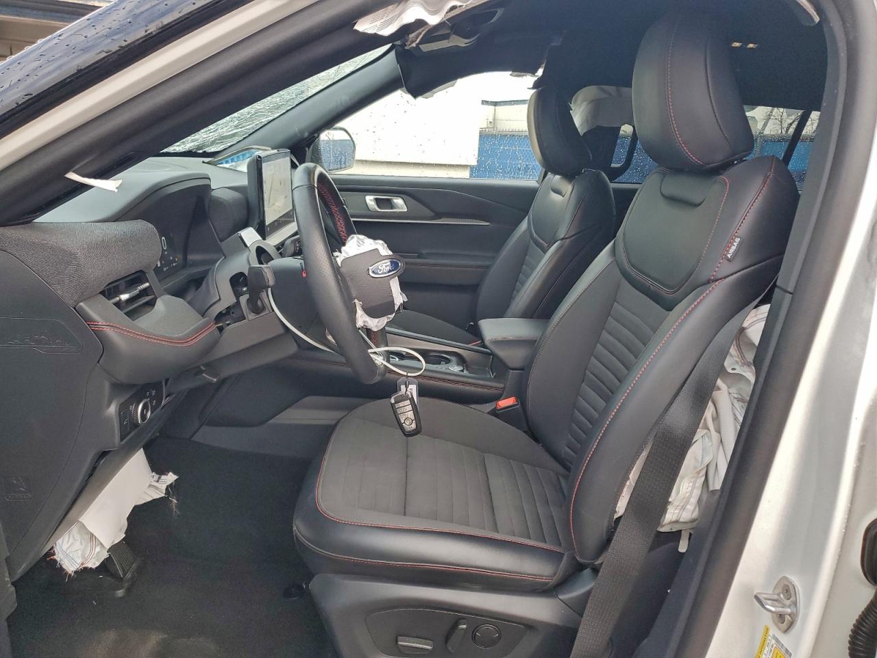 2025 FORD EXPLORER ST-LINE photo 7