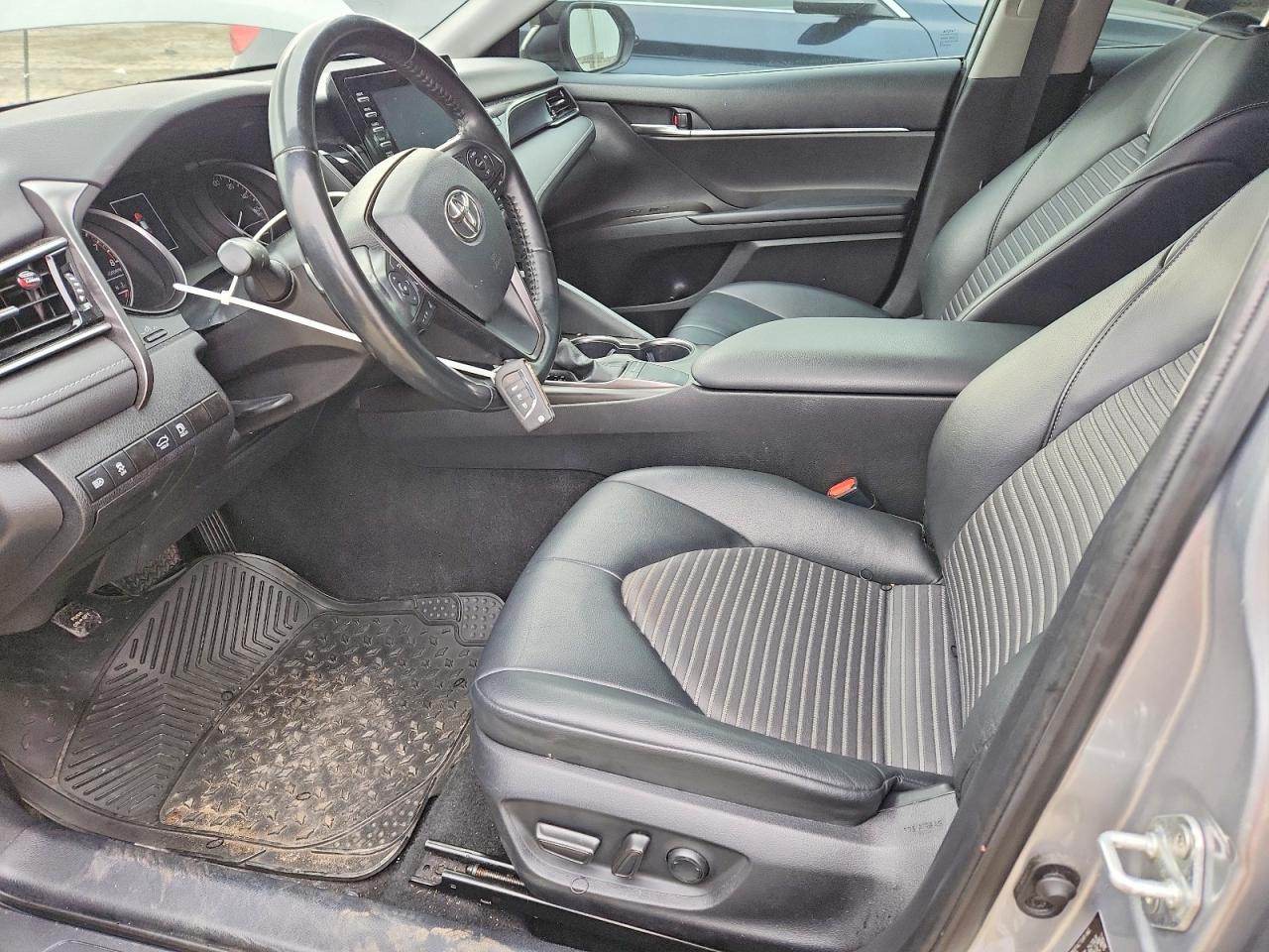 2022 TOYOTA CAMRY SE photo 7