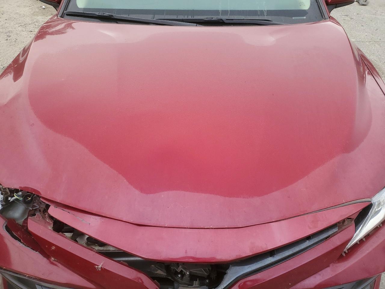 2019 TOYOTA CAMRY LE photo 11