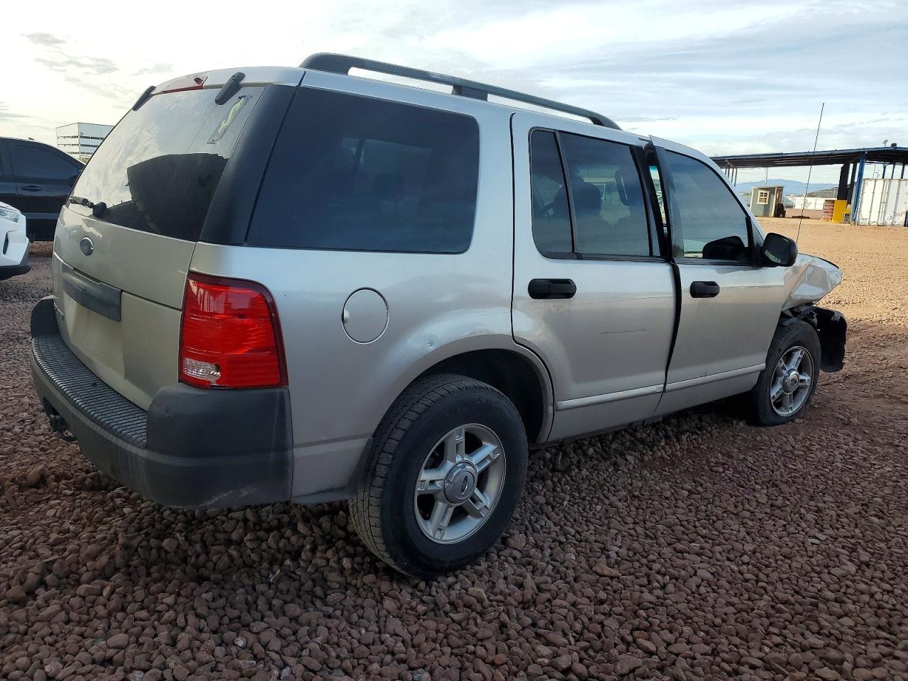 2003 FORD EXPLORER XLS photo 3