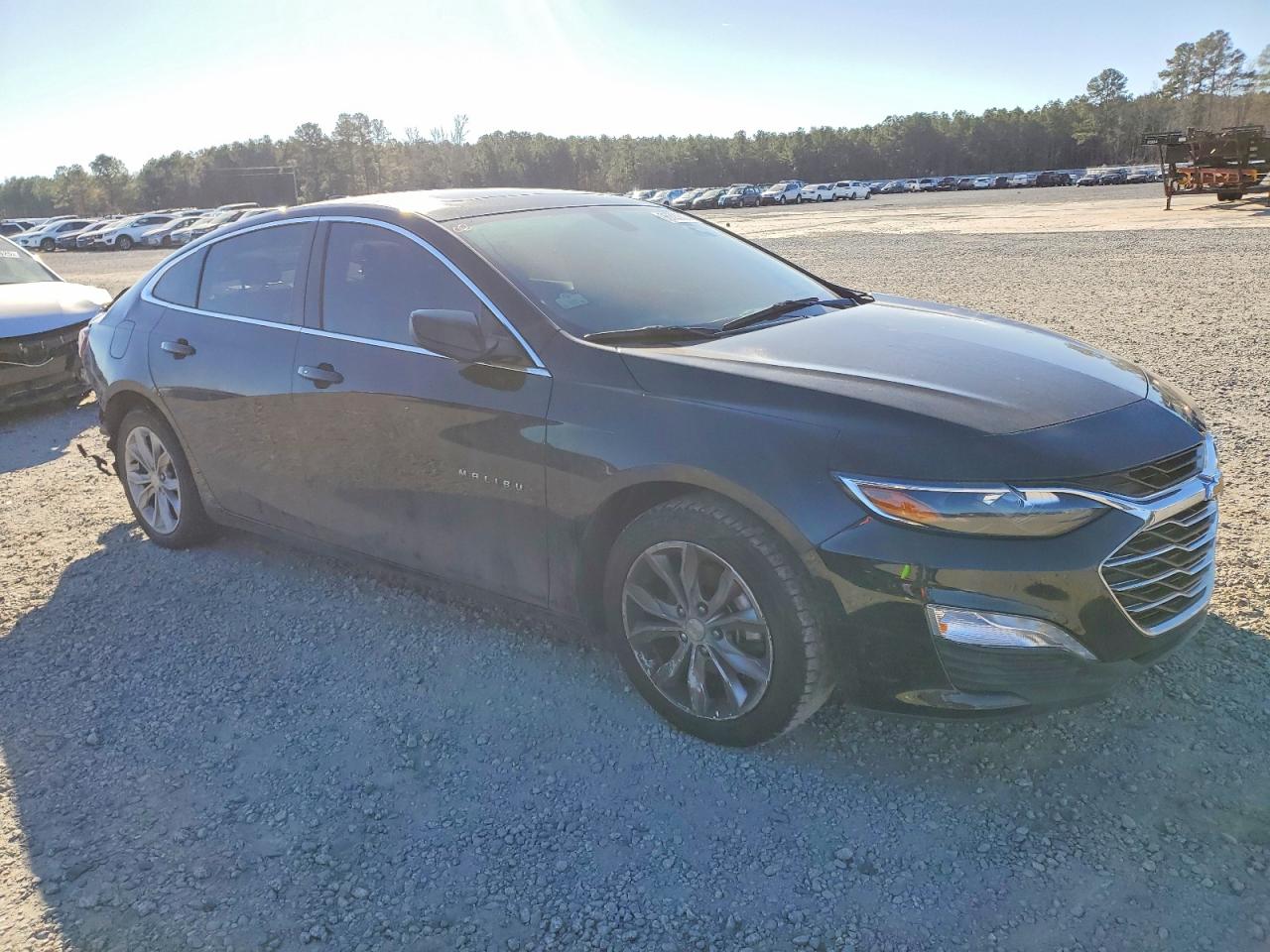 2022 CHEVROLET MALIBU LT photo 4