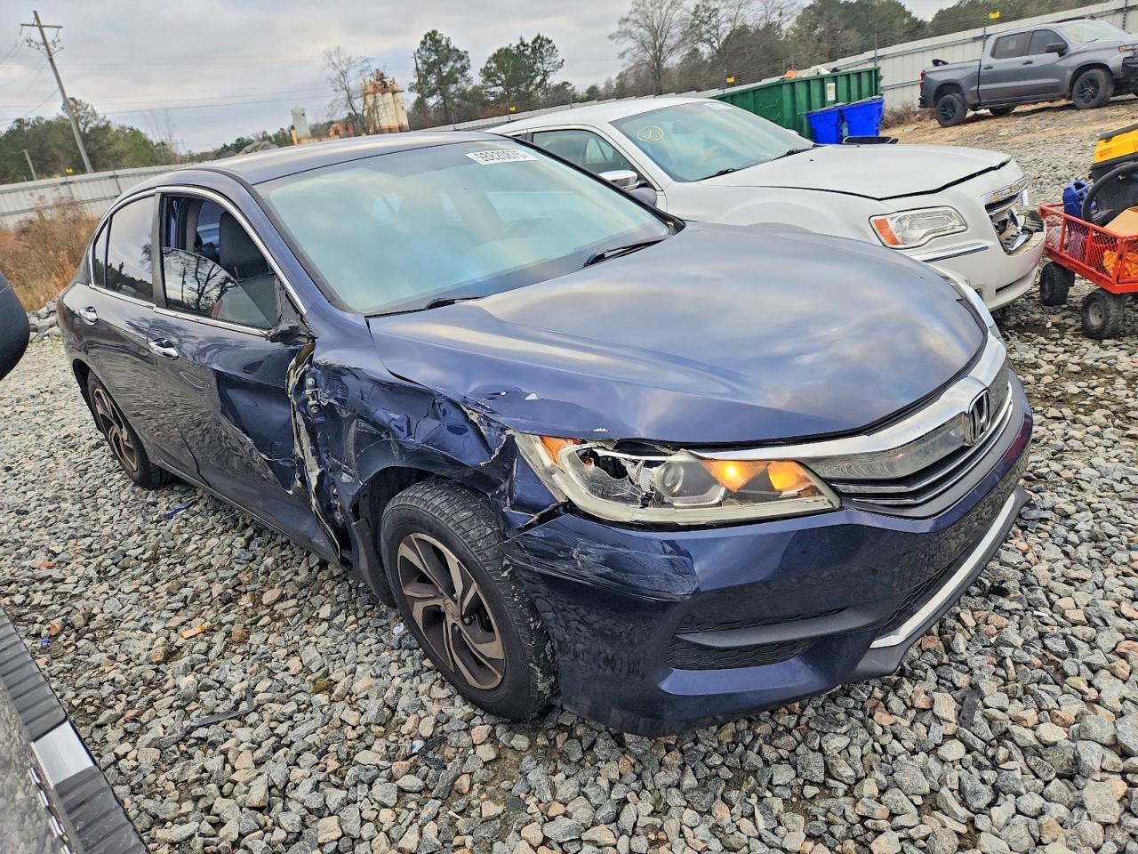 2017 HONDA ACCORD LX photo 4