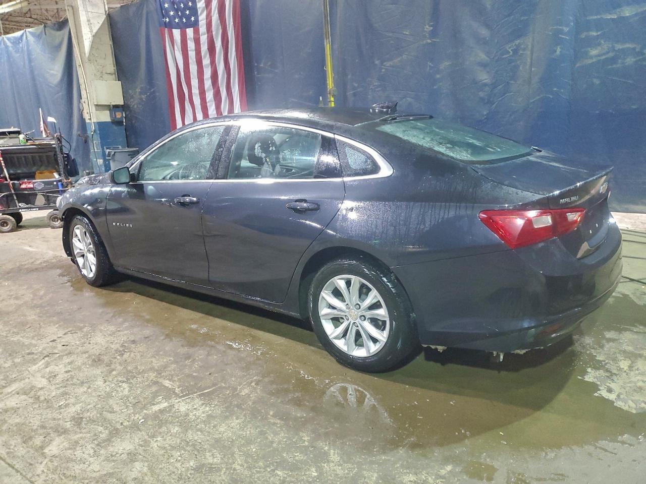 2023 CHEVROLET MALIBU LT photo 2