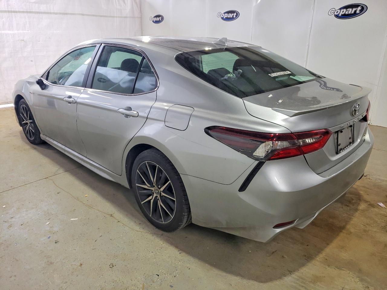 2023 TOYOTA CAMRY SE NIGHT SHADE photo 2