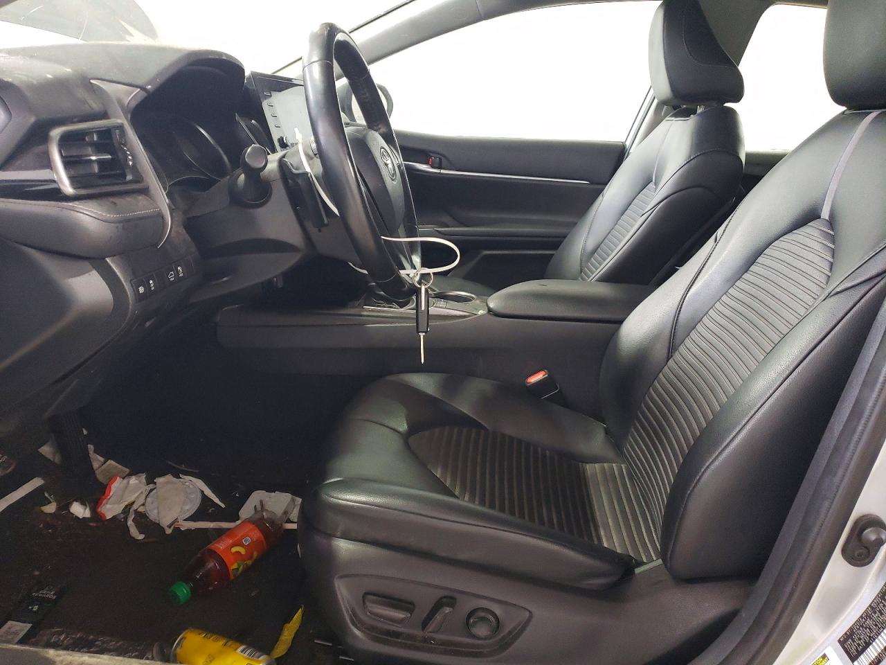 2023 TOYOTA CAMRY SE NIGHT SHADE photo 7