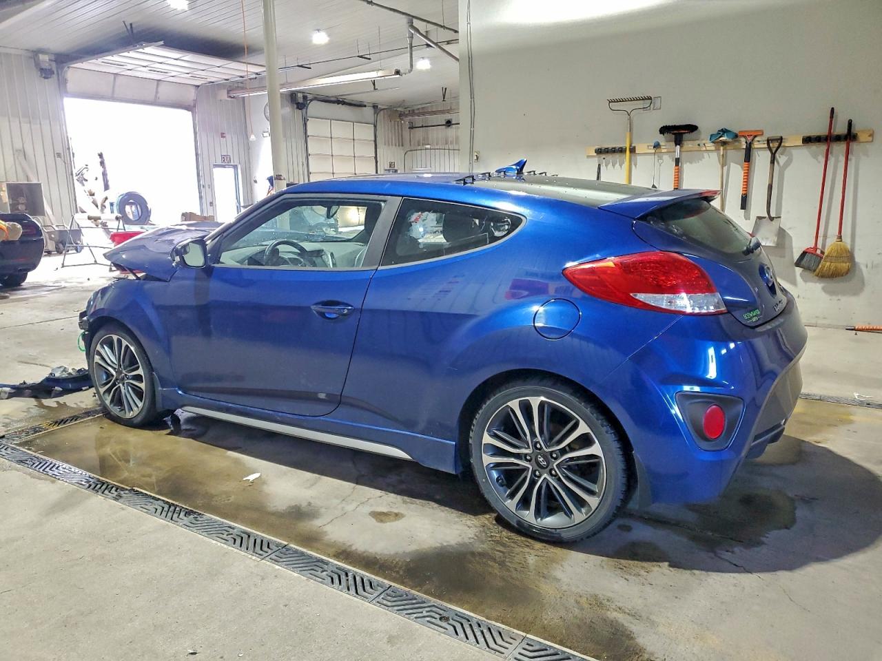 2016 HYUNDAI VELOSTER TURBO photo 2