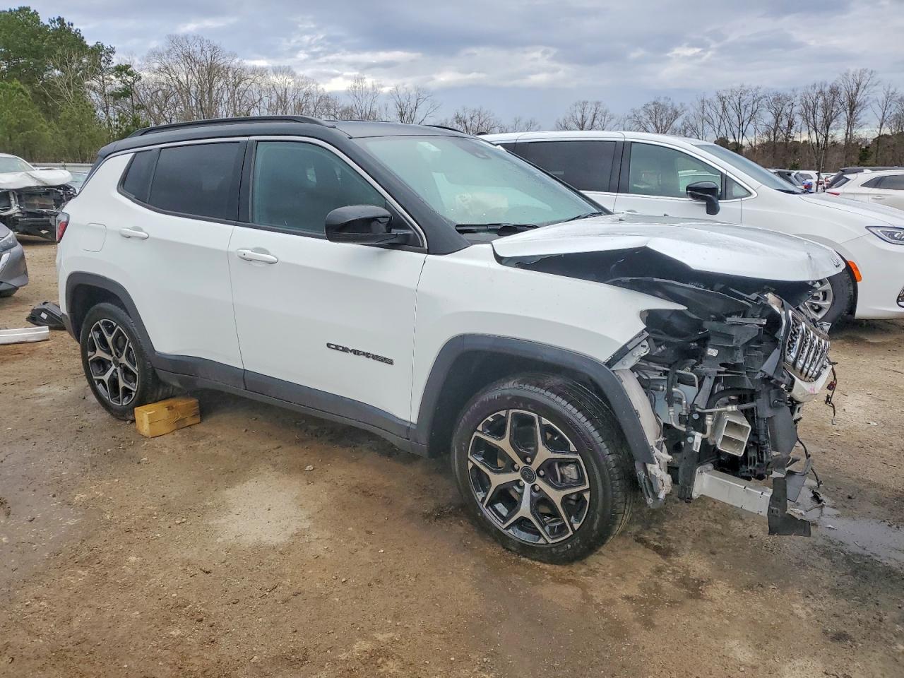 2025 JEEP COMPASS LIMITED photo 4