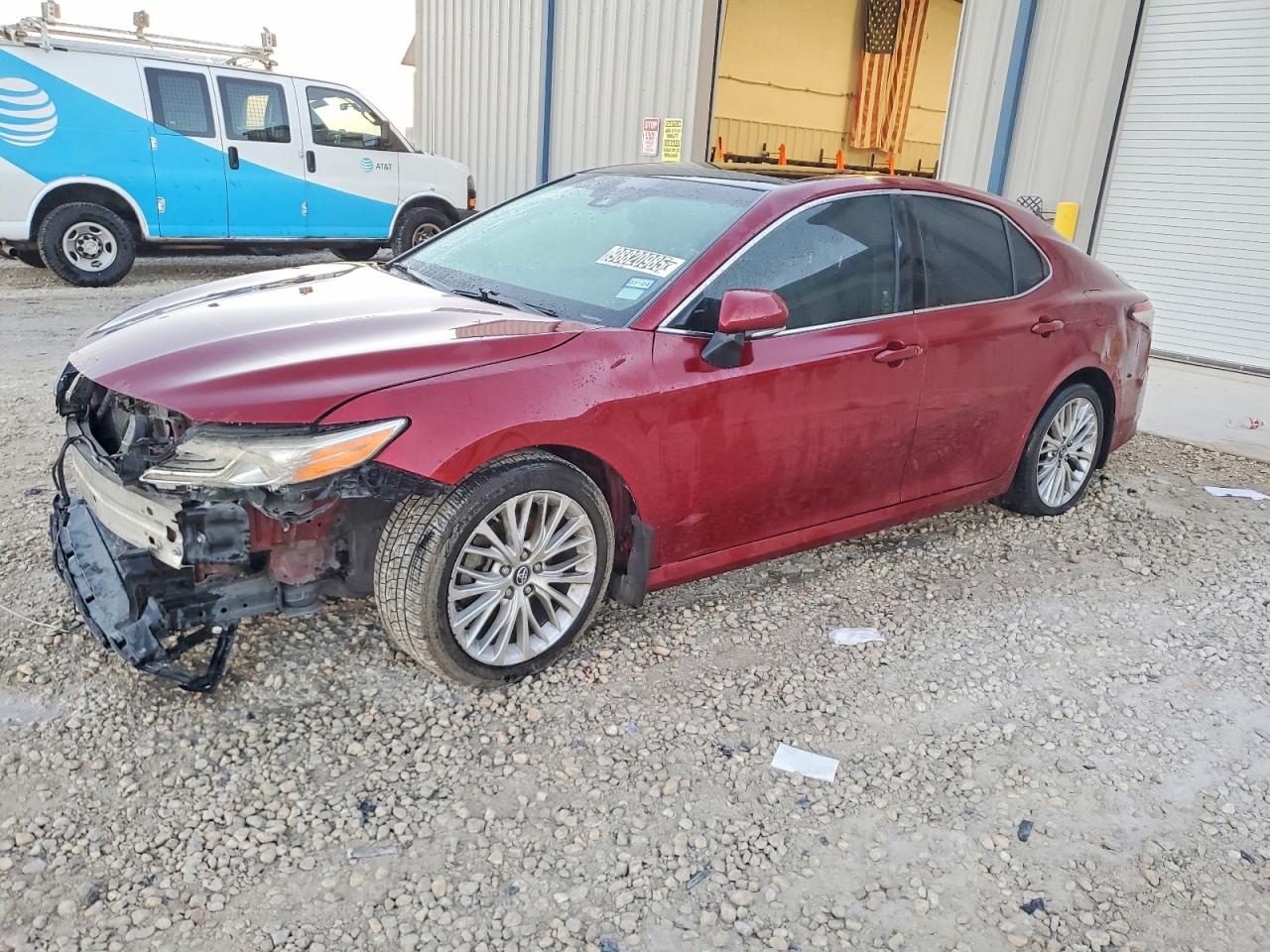 2018 TOYOTA CAMRY