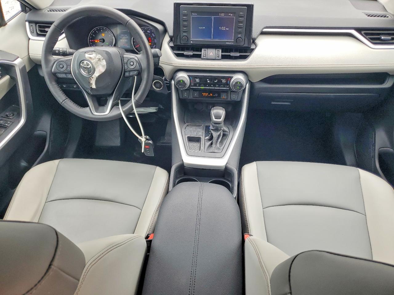 2021 TOYOTA RAV4 XLE PREMIUM photo 8