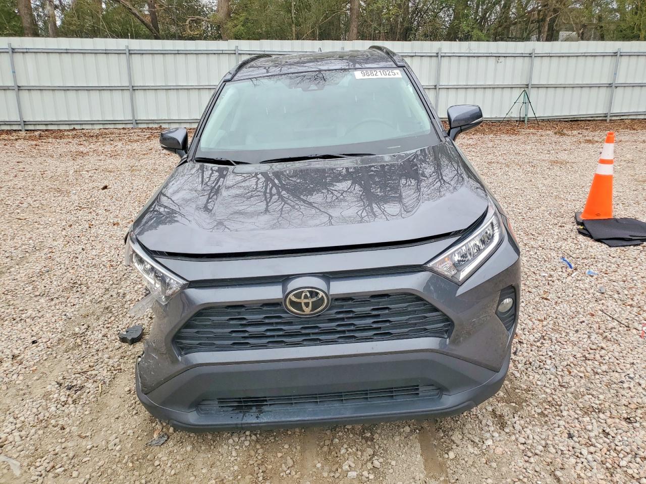 2021 TOYOTA RAV4 XLE PREMIUM photo 5