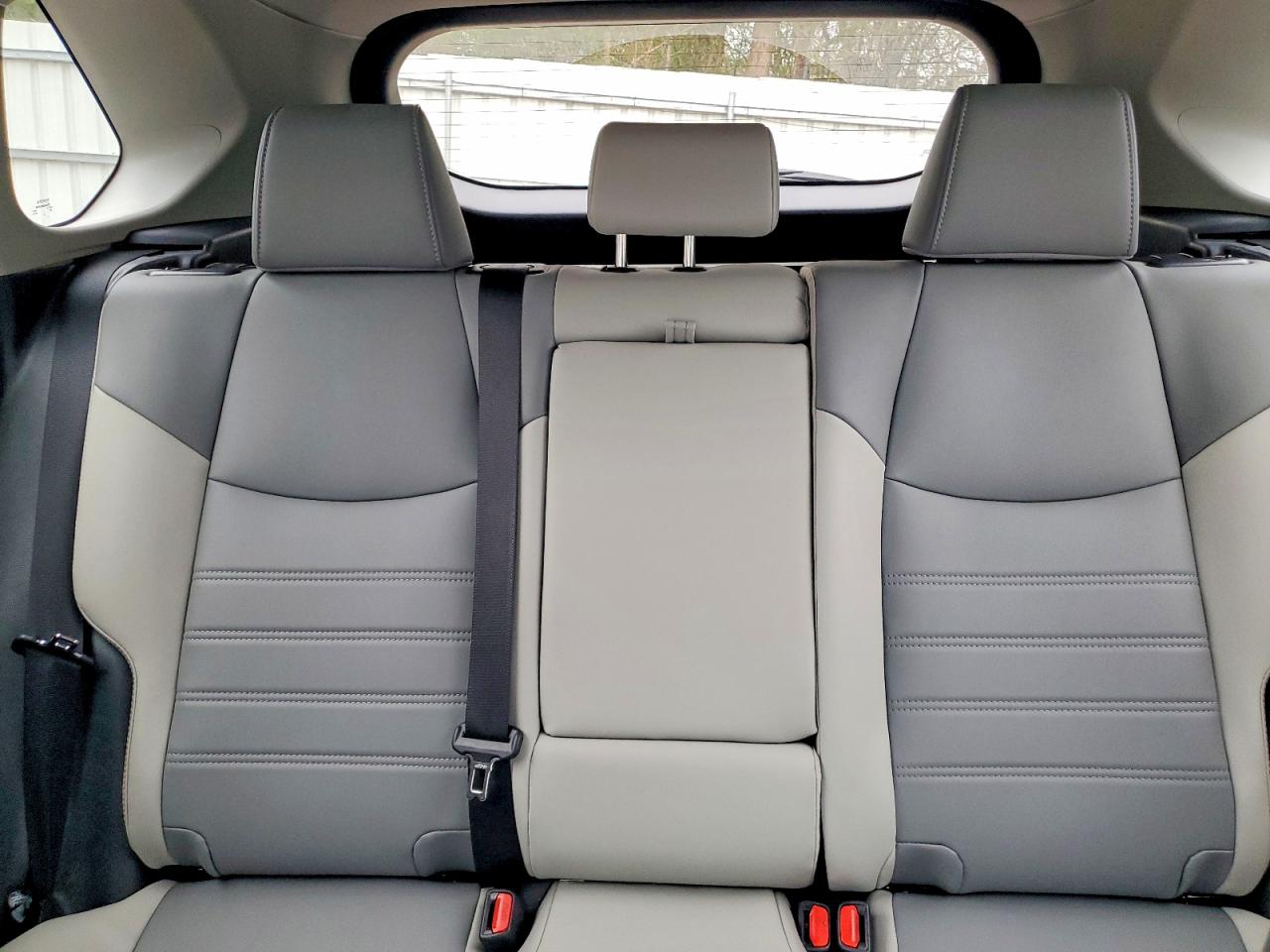 2021 TOYOTA RAV4 XLE PREMIUM photo 10