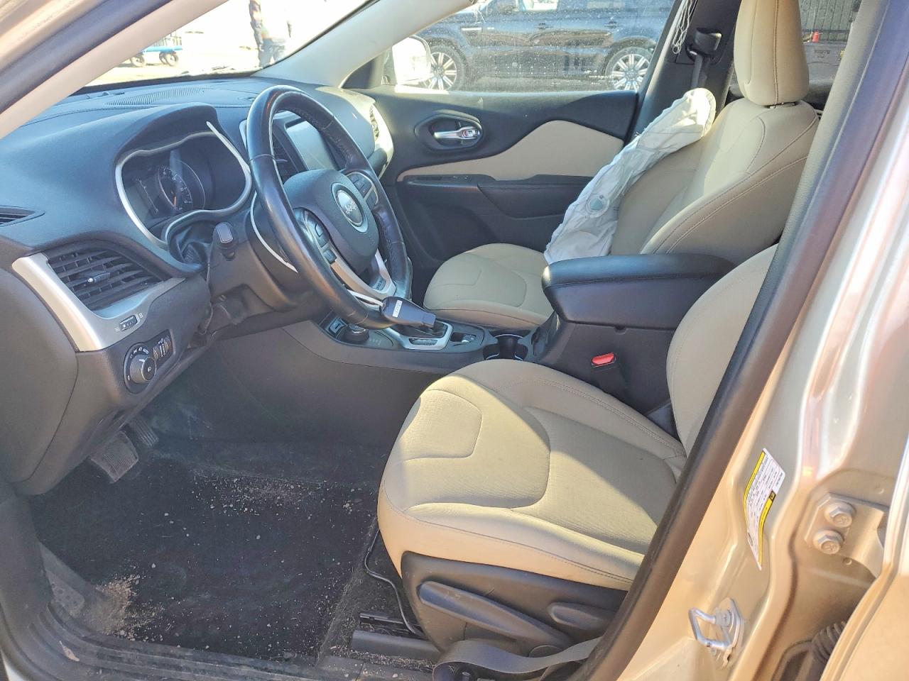 2015 JEEP CHEROKEE LATITUDE photo 7