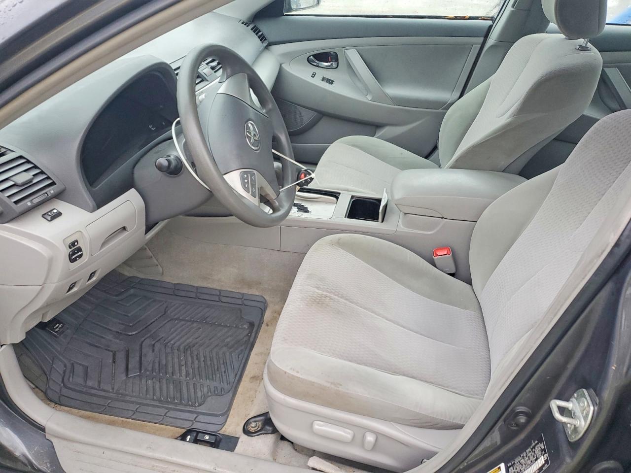 2011 TOYOTA CAMRY BASE photo 7