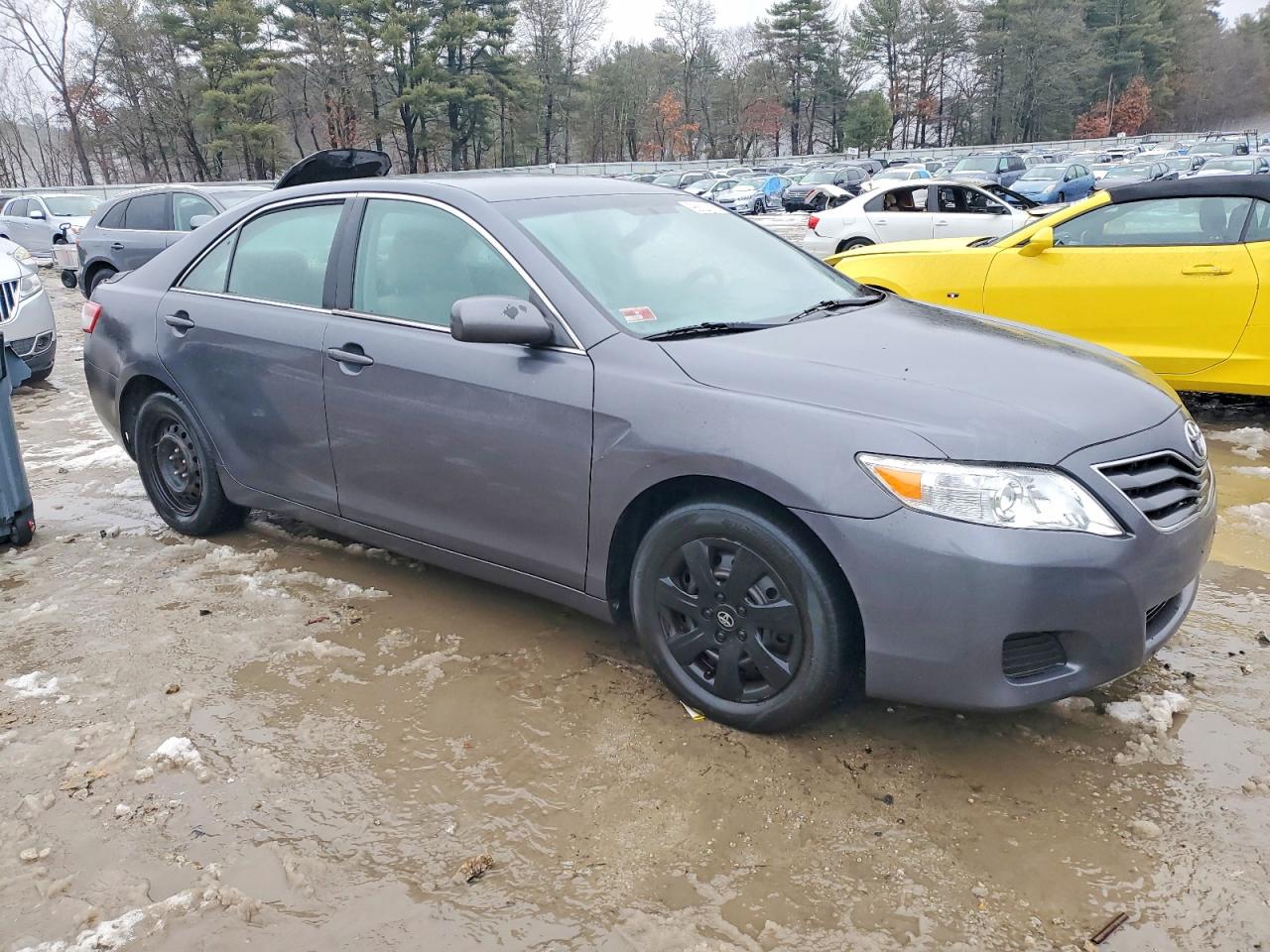 2011 TOYOTA CAMRY BASE photo 4