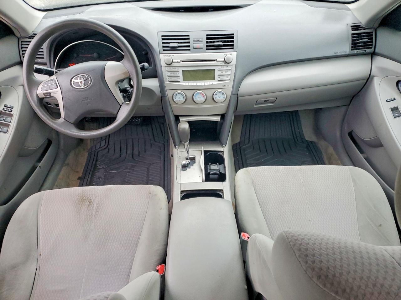 2011 TOYOTA CAMRY BASE photo 8