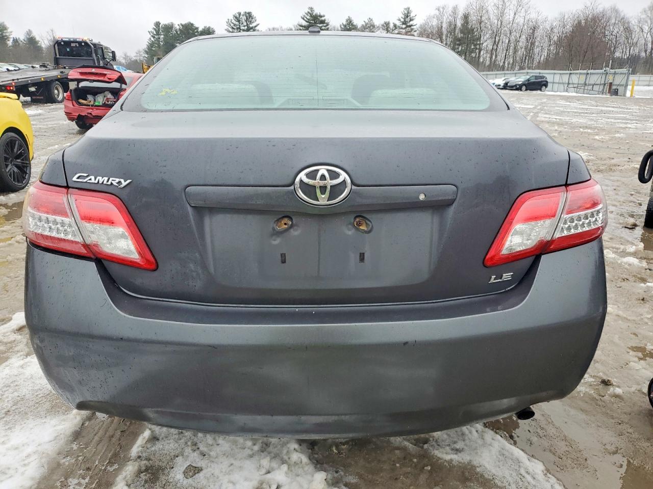 2011 TOYOTA CAMRY BASE photo 6