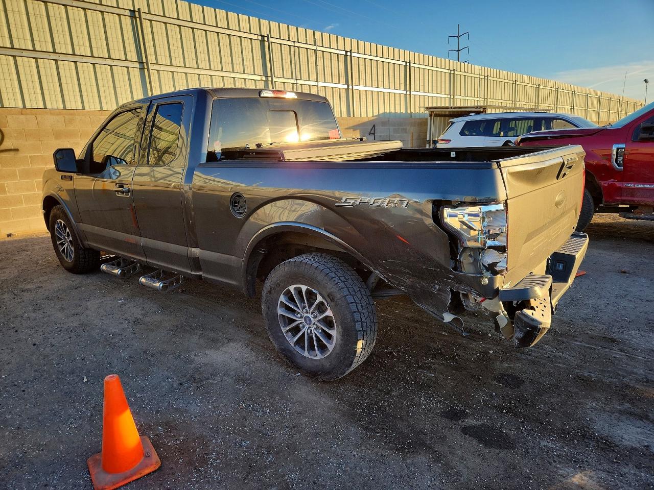 2018 FORD F150 SUPER CAB photo 2