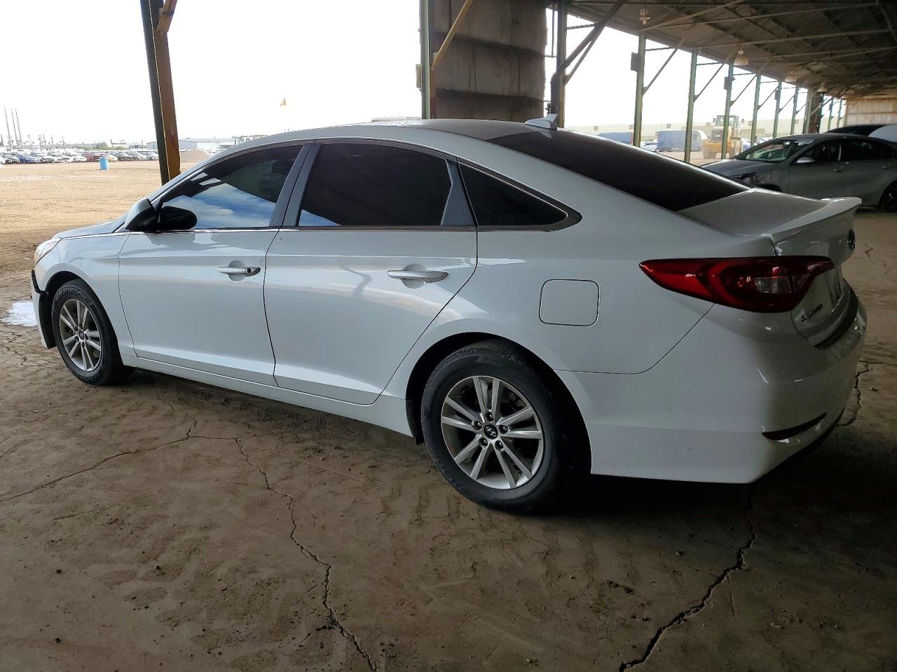 2017 HYUNDAI SONATA SE photo 2