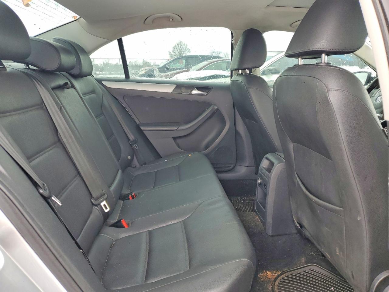 2011 VOLKSWAGEN JETTA TDI photo 10