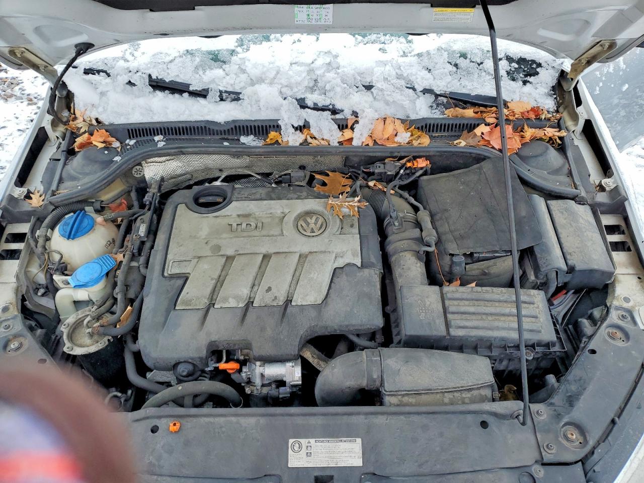 2011 VOLKSWAGEN JETTA TDI photo 11