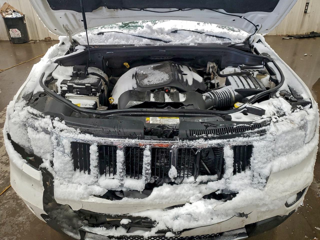 2012 JEEP GRAND CHEROKEE LIMITED photo 12