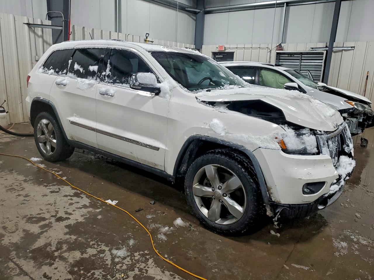 2012 JEEP GRAND CHEROKEE LIMITED photo 4