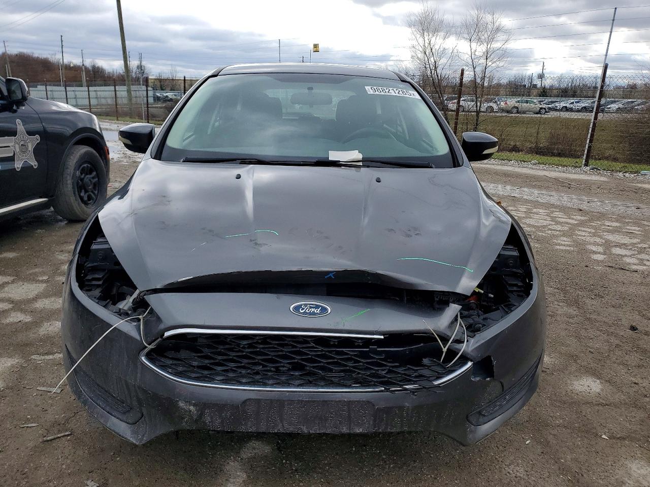 2015 FORD FOCUS SE photo 5