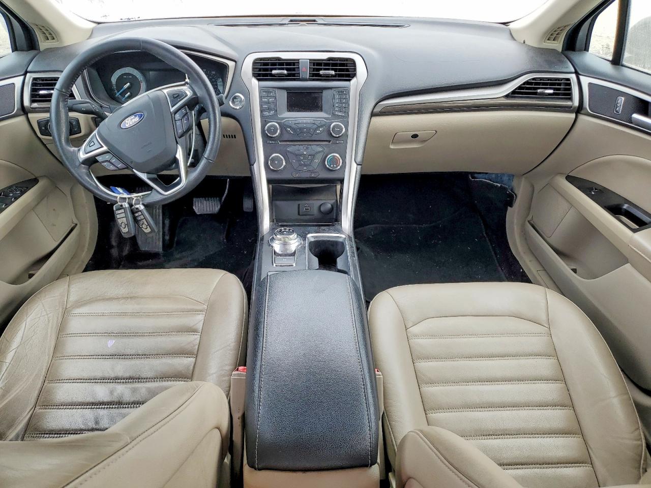 2017 FORD FUSION SE photo 8