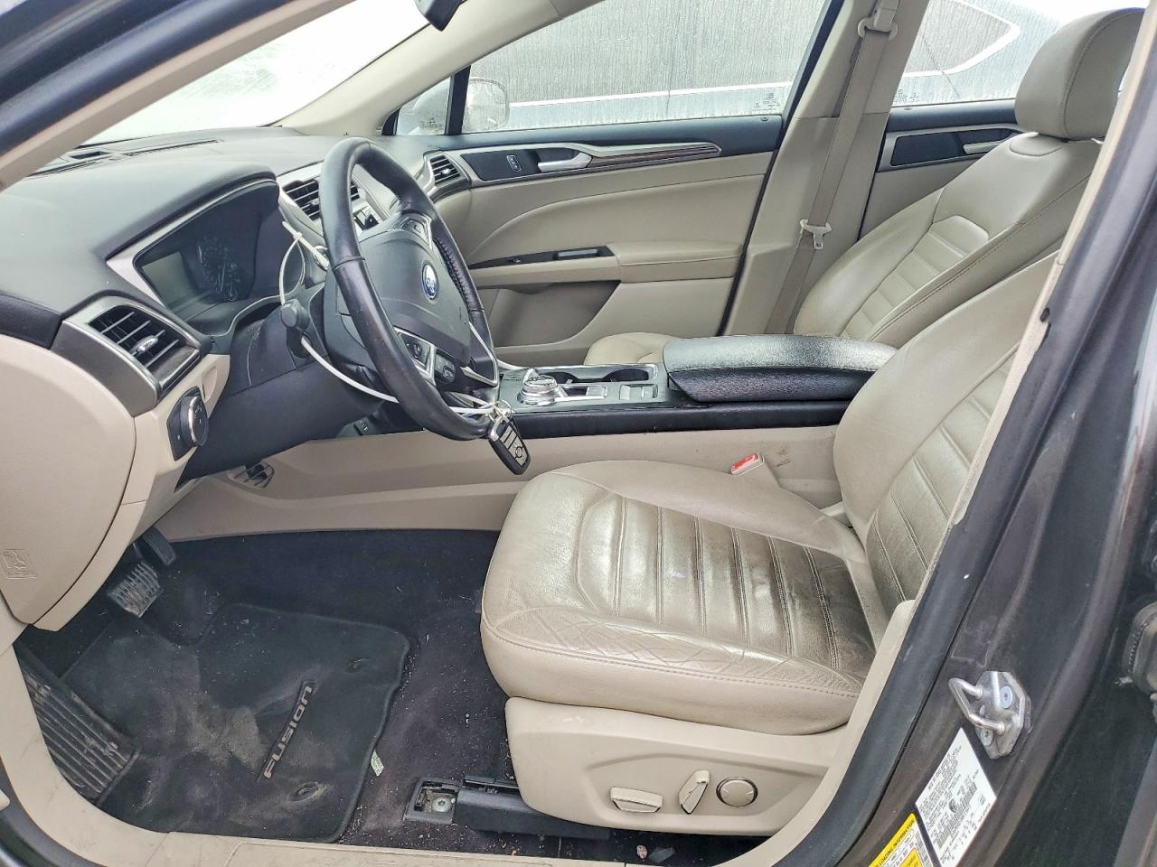 2017 FORD FUSION SE photo 7