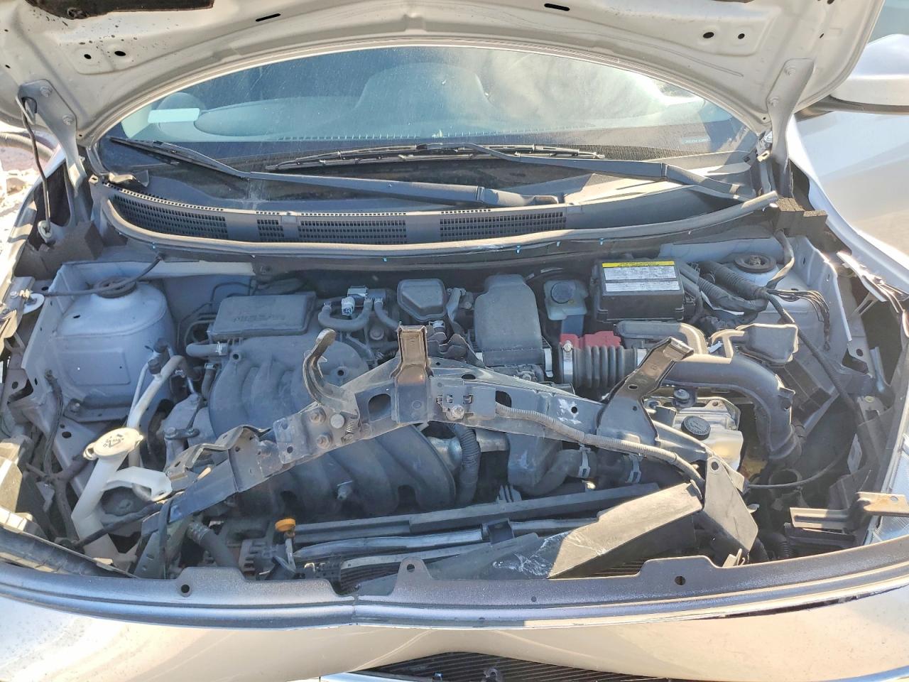 2019 NISSAN VERSA S photo 11