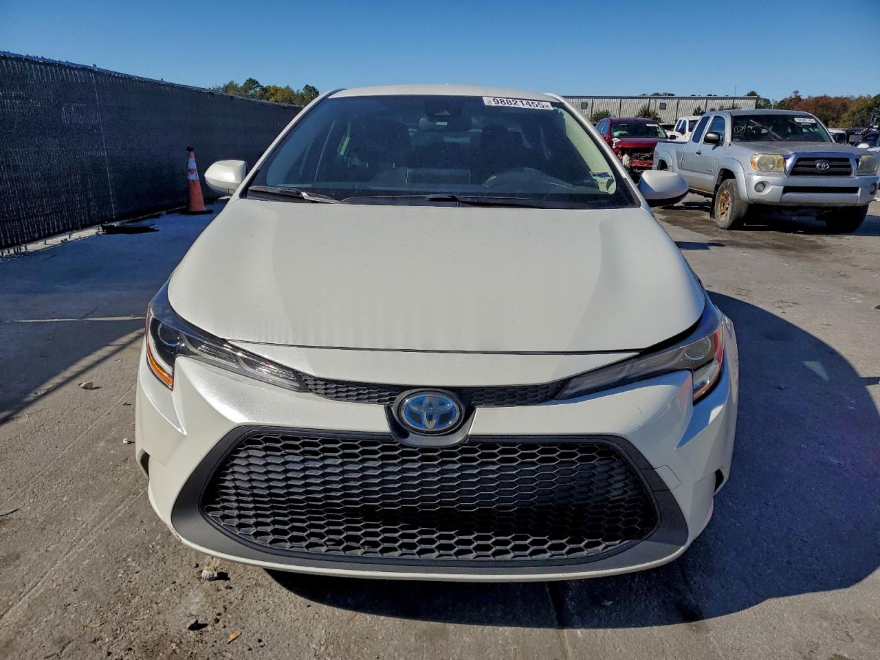 2021 TOYOTA COROLLA LE photo 5