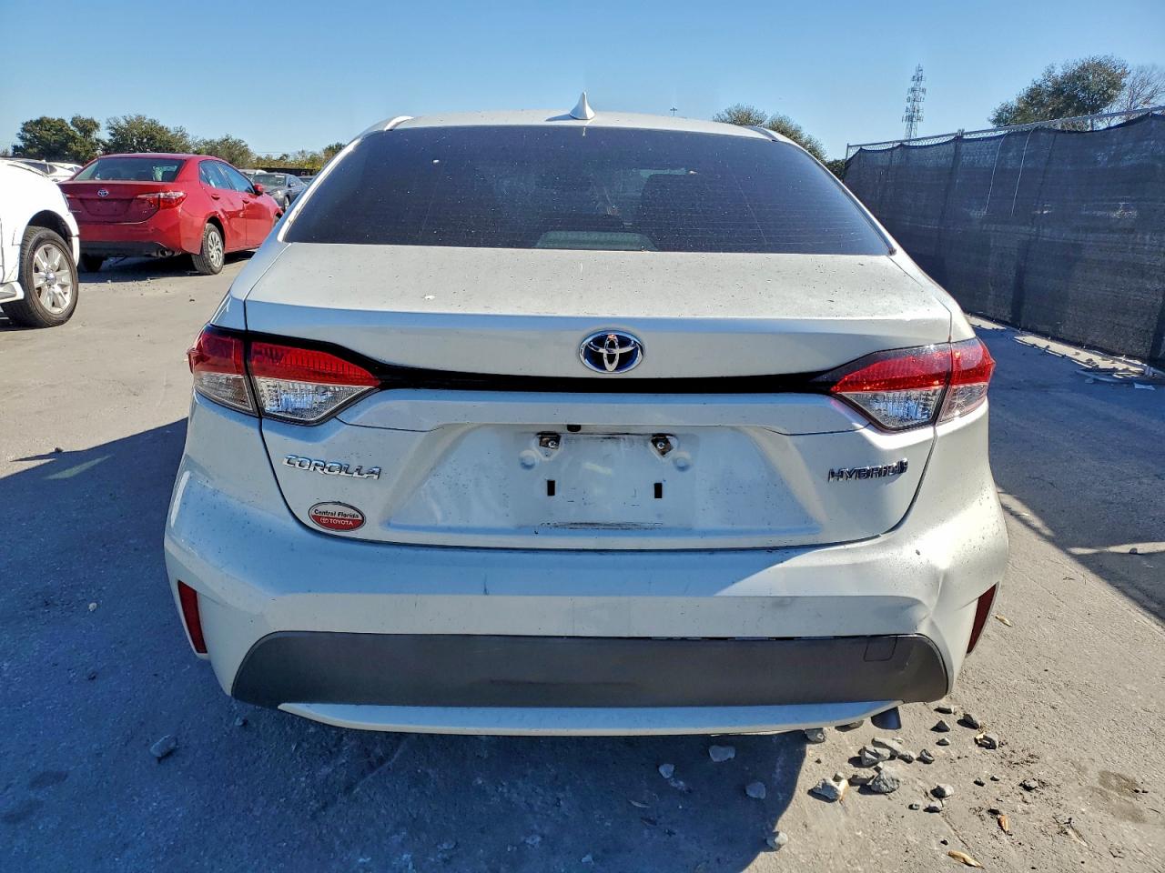 2021 TOYOTA COROLLA LE photo 6