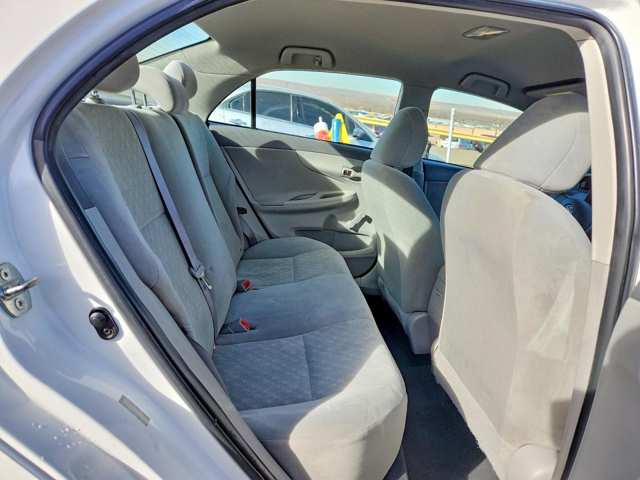 2010 TOYOTA COROLLA BASE photo 10