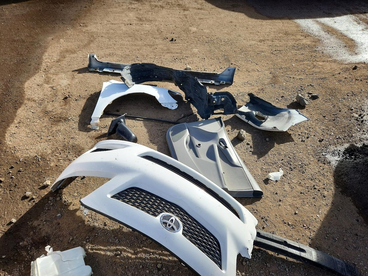 2010 TOYOTA COROLLA BASE photo 12