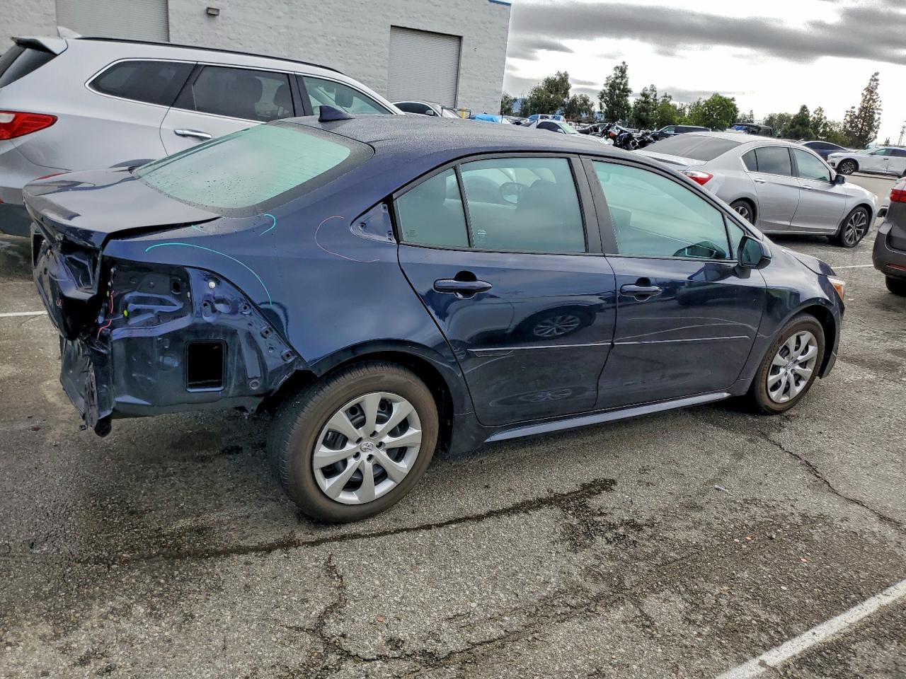 2022 TOYOTA COROLLA LE photo 5