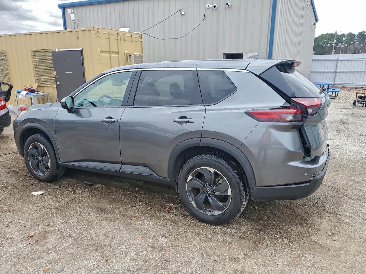 2024 NISSAN ROGUE SV photo 2