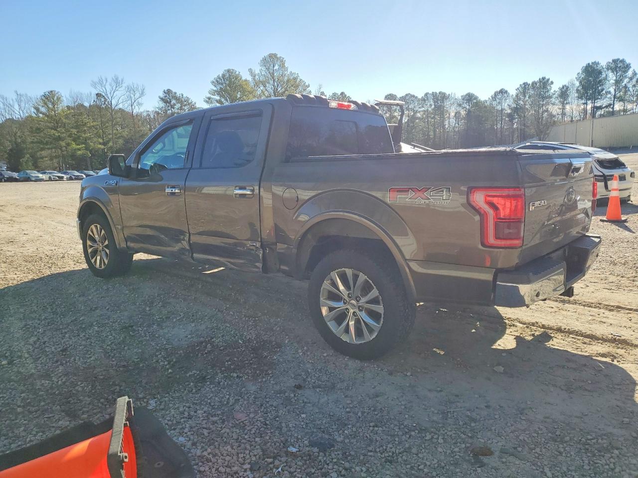2015 FORD F150 SUPERCREW photo 2